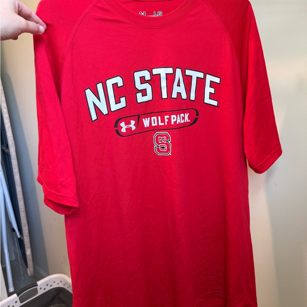 Under Armour NC State Wolfpack Red Short-Sleeve Shirt